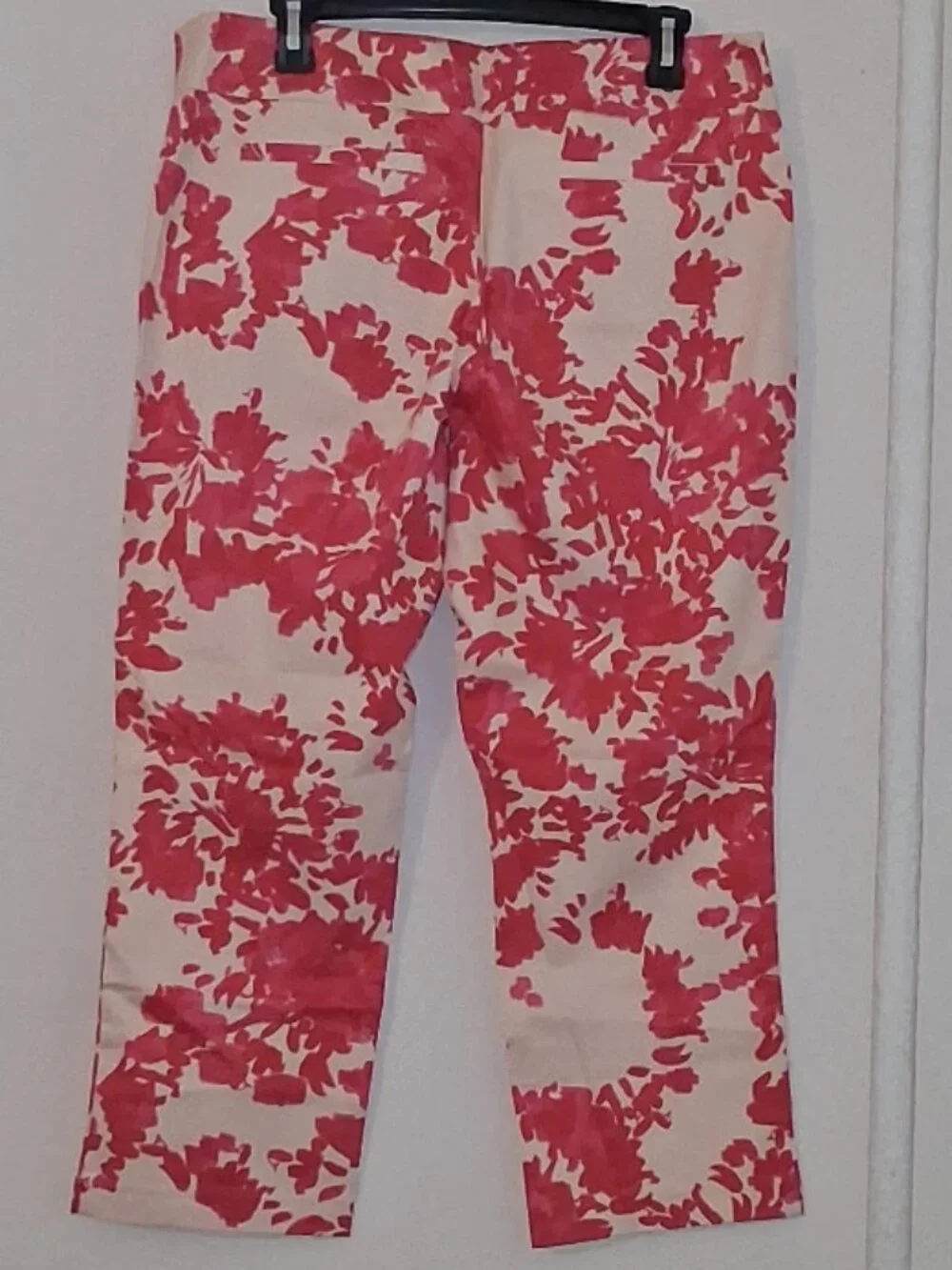 capris - Picture 2 of 2